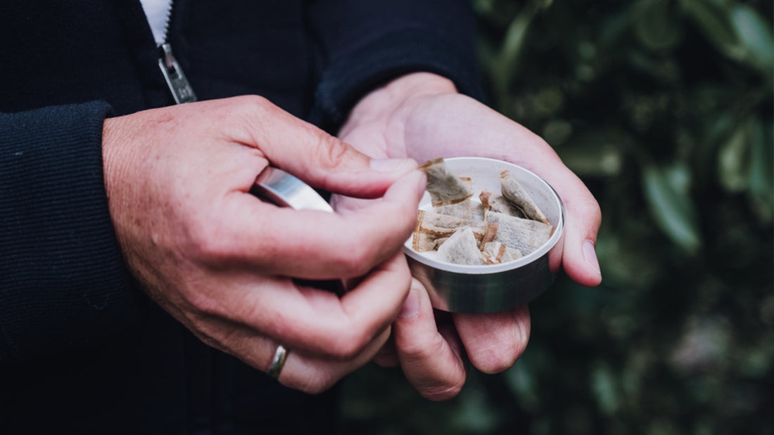 The Difference Between Nicotine Pouches and Snus